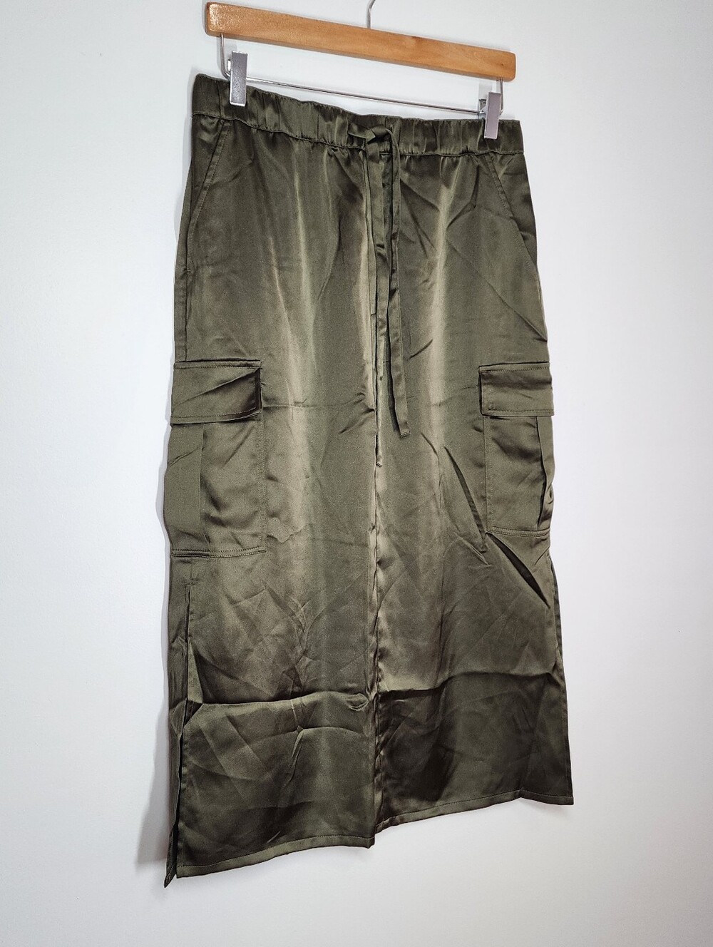 Sanctuary Women's Green Satin Cargo Midi Skirt Drawstring Slit Size M